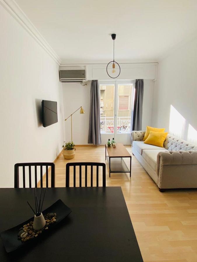 Lovely Apartment In The Heart Of Ateny Zewnętrze zdjęcie